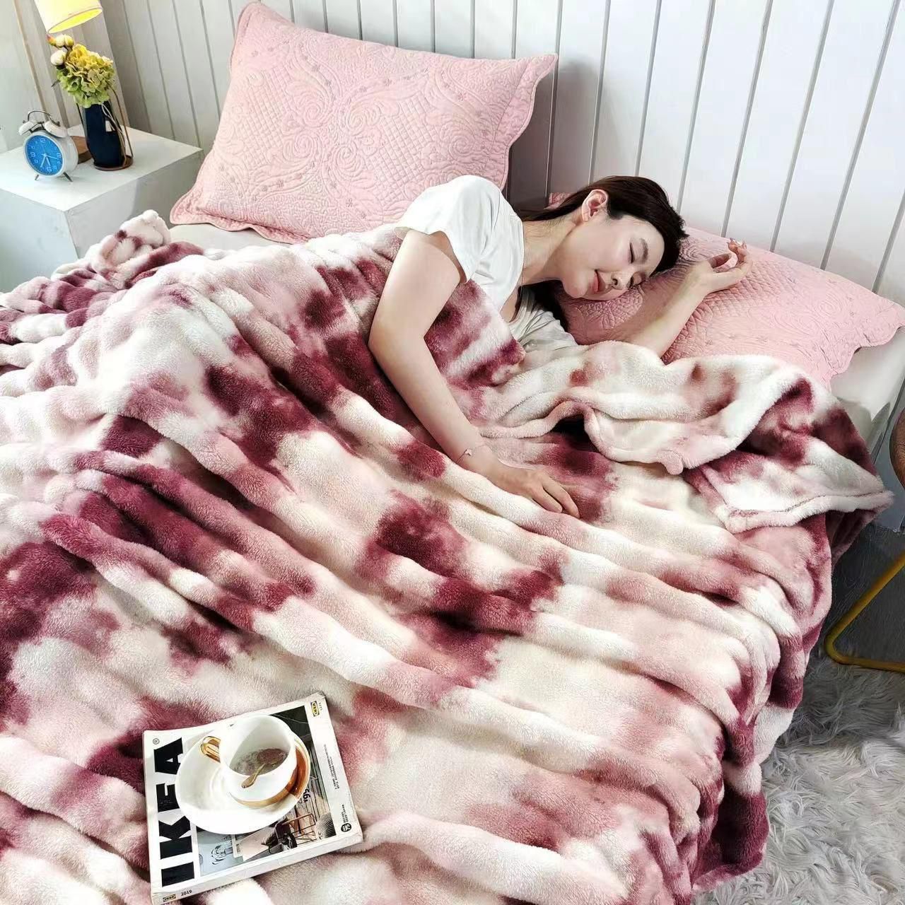 Pătură Luxury Degrade din Blană Artificială de Iepure – CALITATE PREMIUM